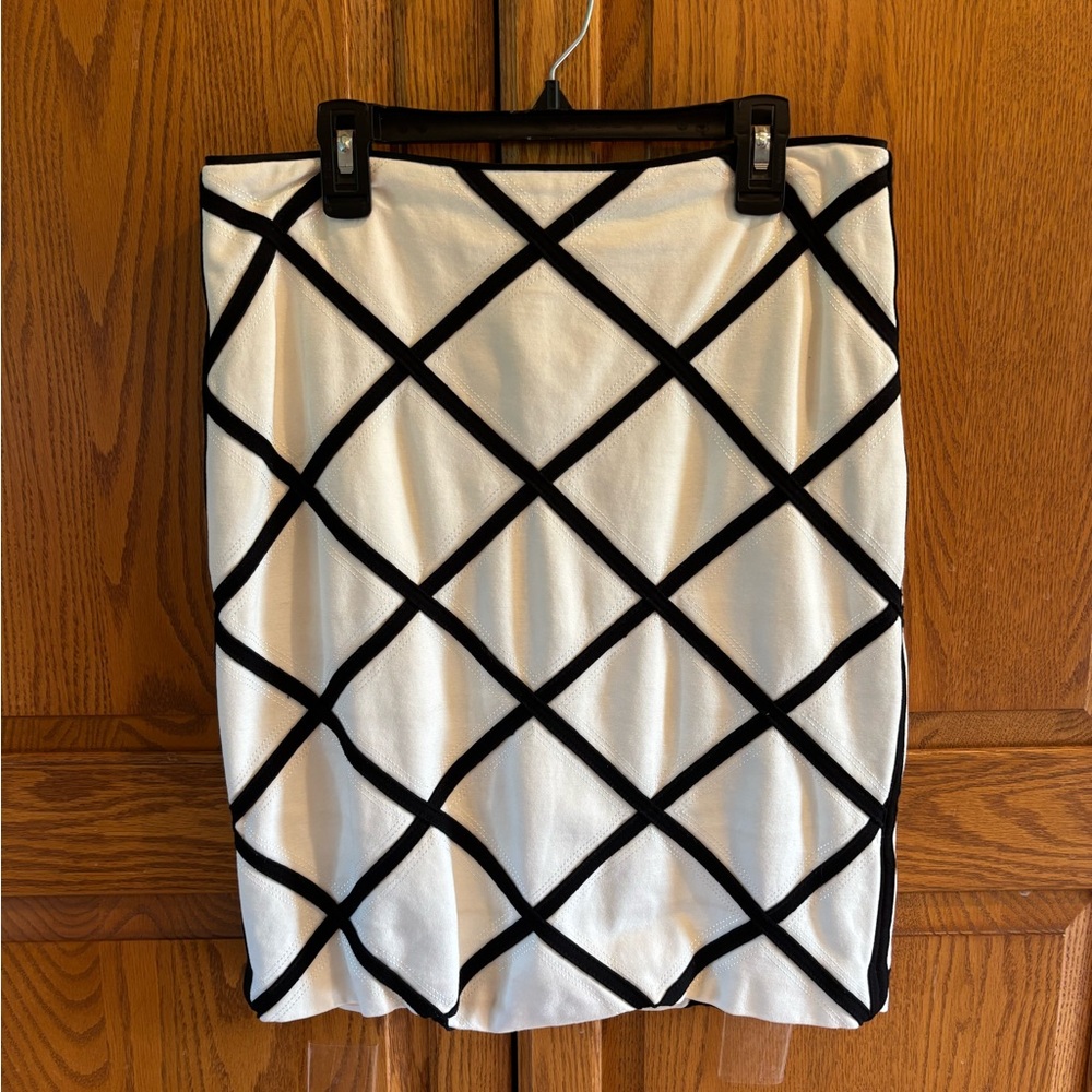 White House Black Market Black and White Diamond Black and White Pencil Skirt 6